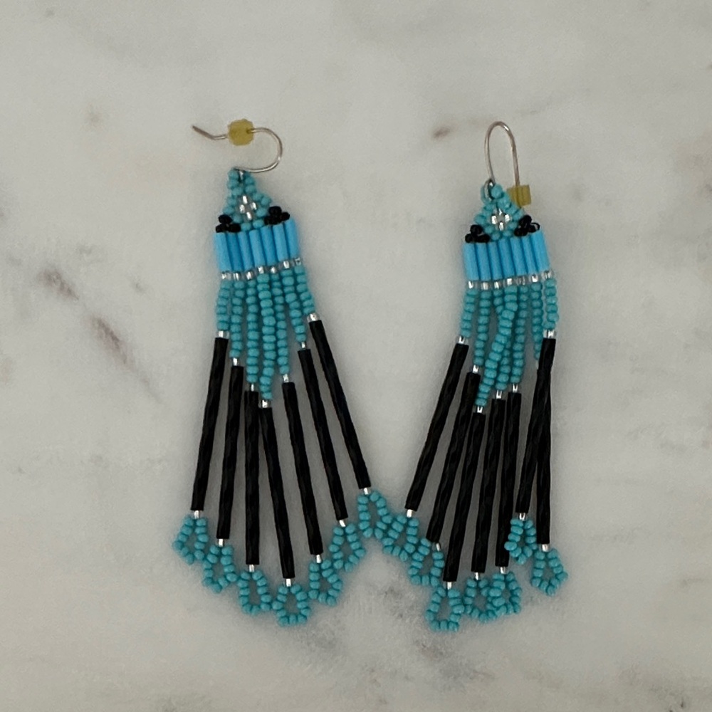Chic Beaded Earrings in Turquoise and Black